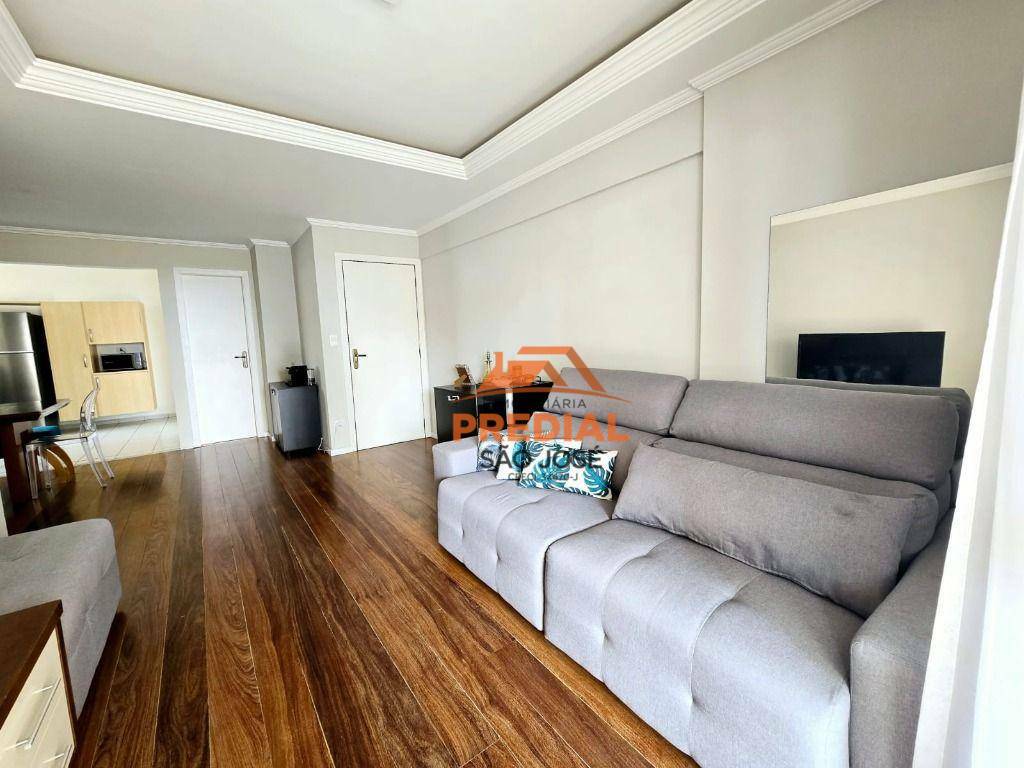 Apartamento à venda com 4 quartos, 144m² - Foto 4