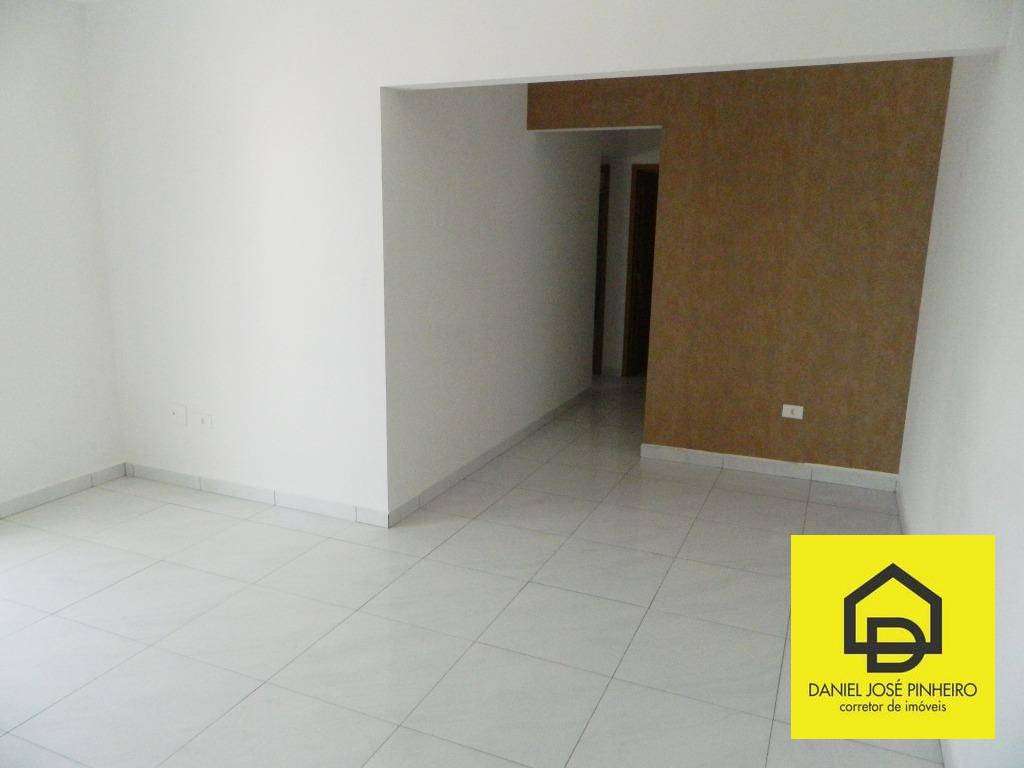 Apartamento à venda com 3 quartos, 94m² - Foto 2