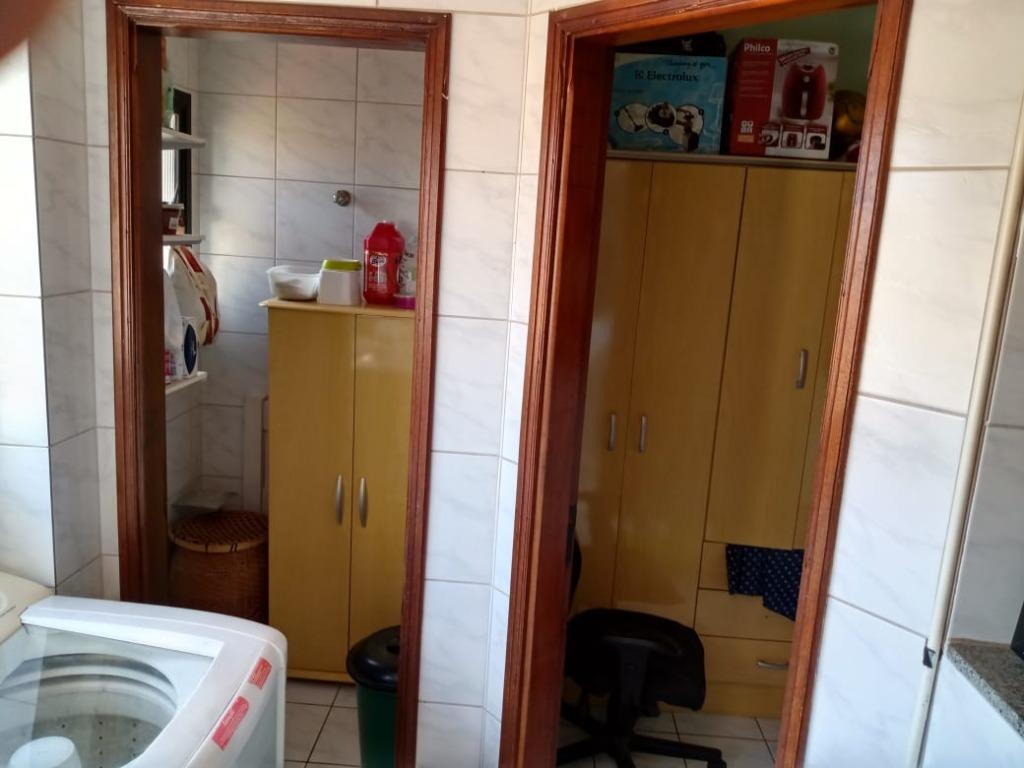 Apartamento à venda com 4 quartos, 110m² - Foto 9