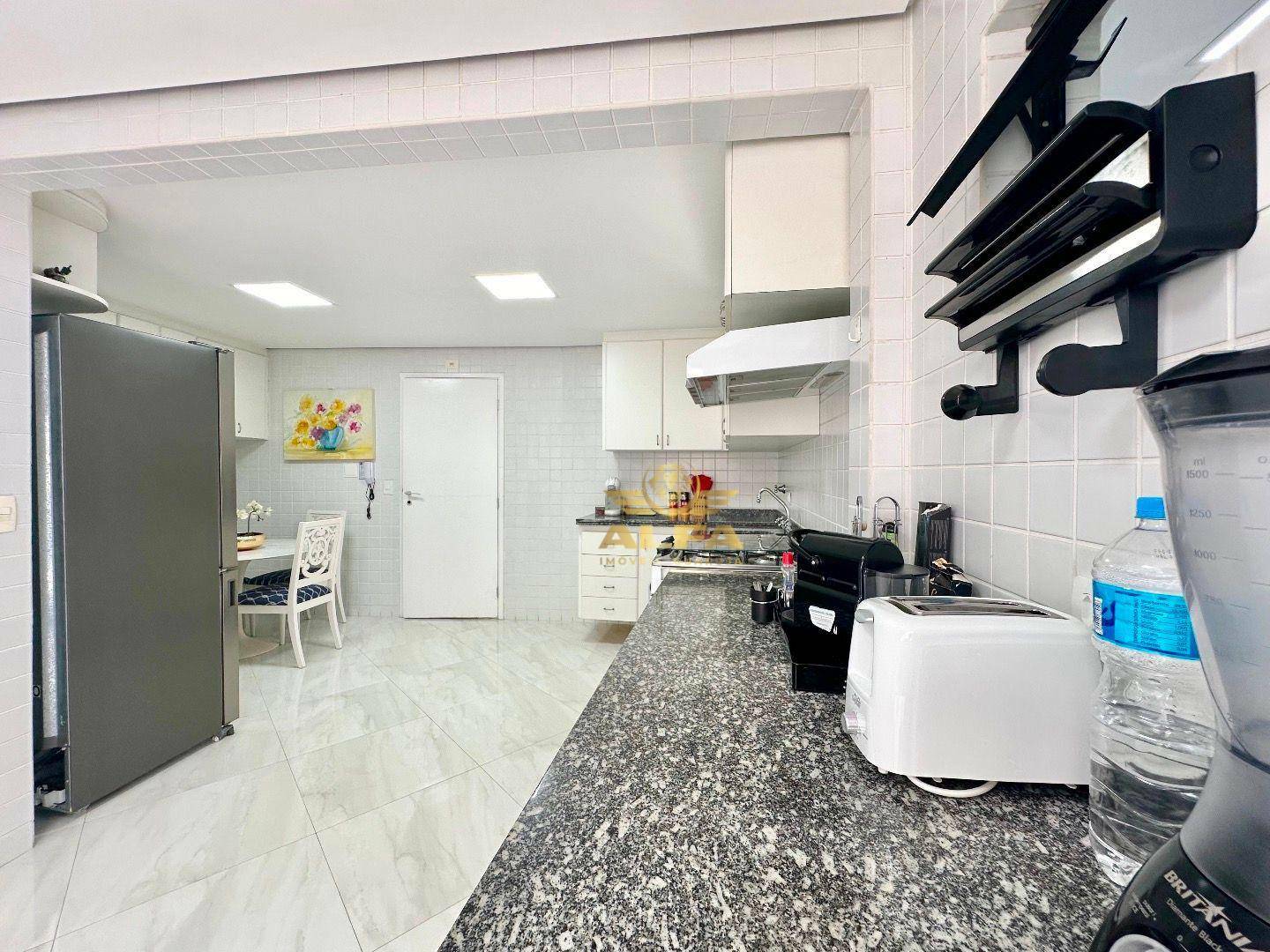 Apartamento à venda com 3 quartos, 184m² - Foto 38