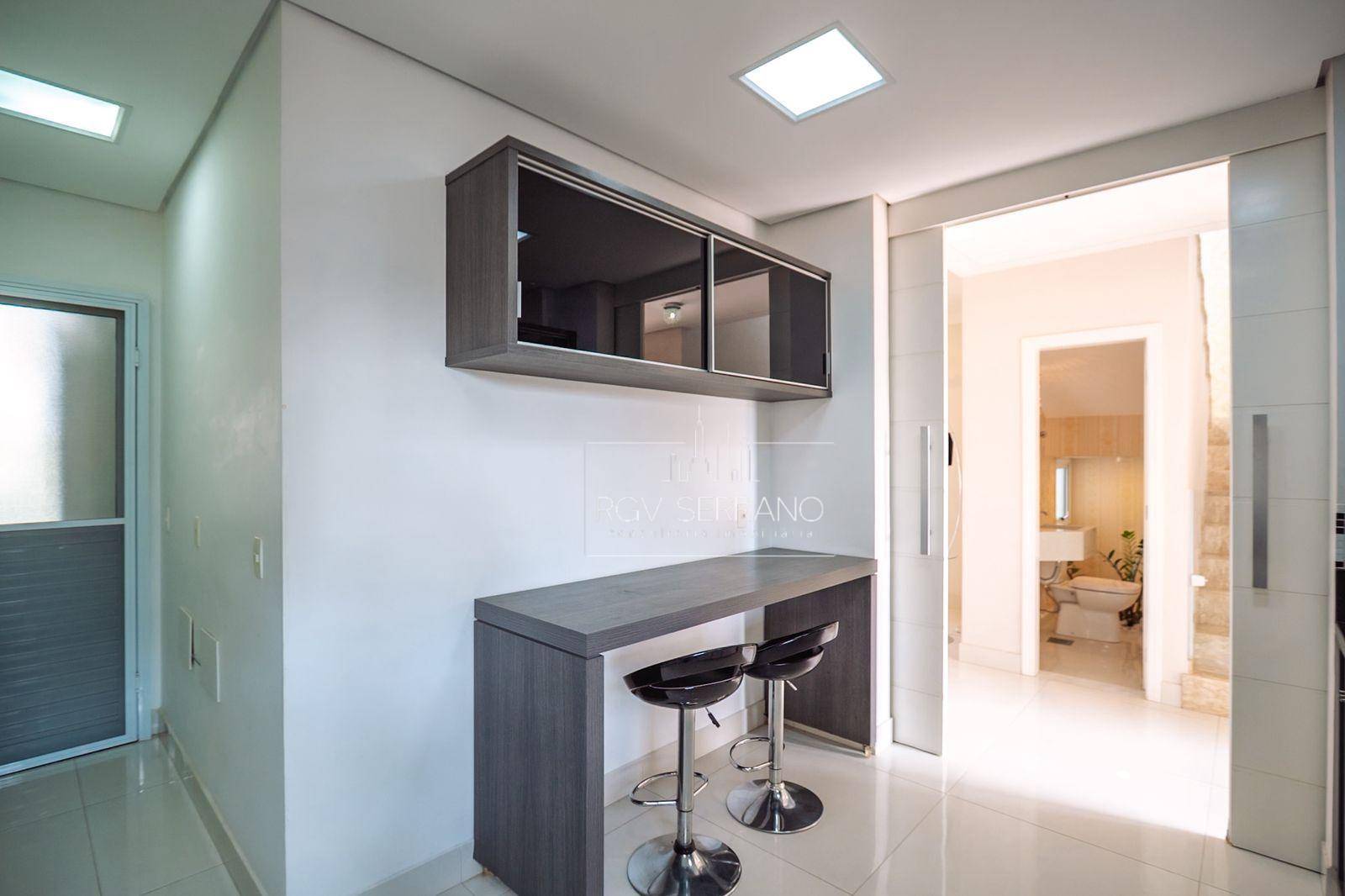 Sobrado à venda e aluguel com 3 quartos, 180m² - Foto 28