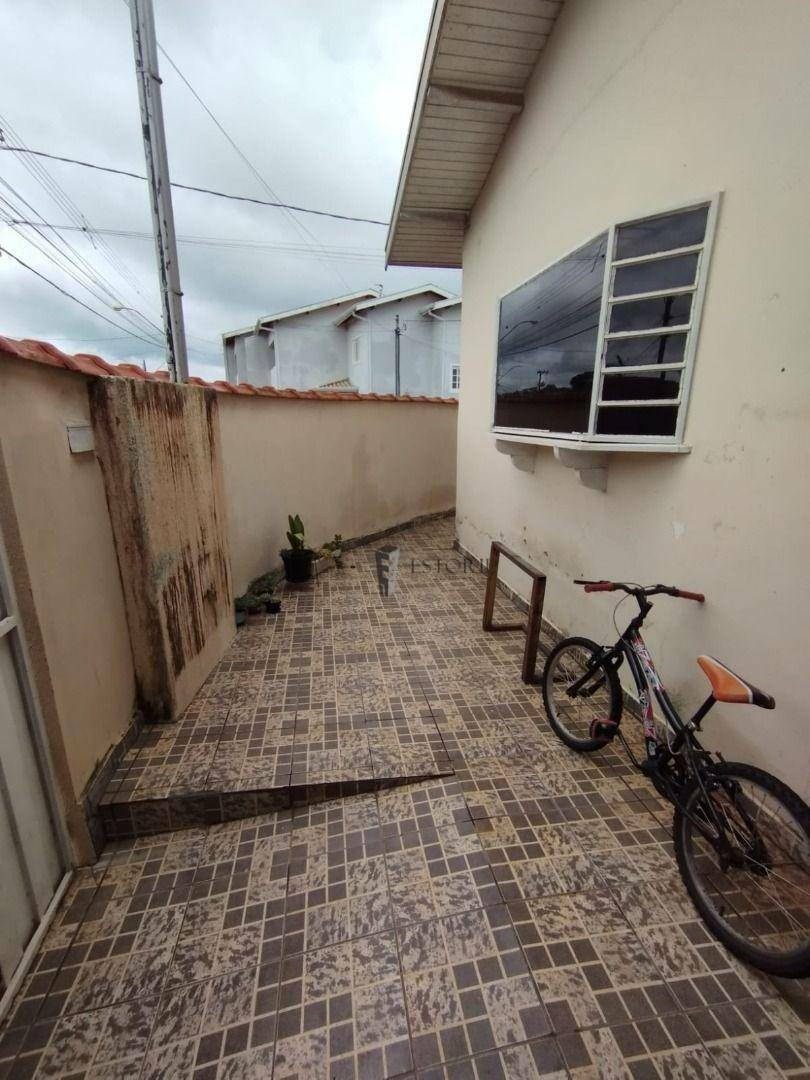 Casa à venda com 3 quartos, 91m² - Foto 7