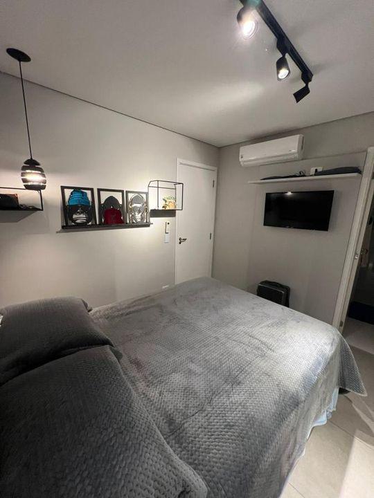 Apartamento à venda com 1 quarto, 45m² - Foto 9