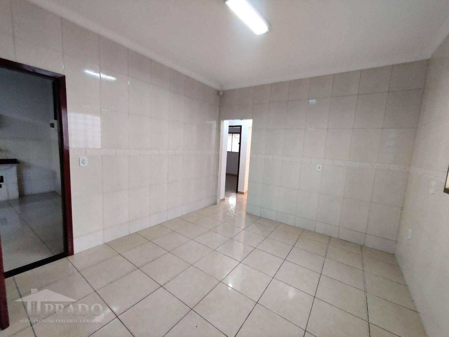 Casa à venda com 4 quartos, 159m² - Foto 12