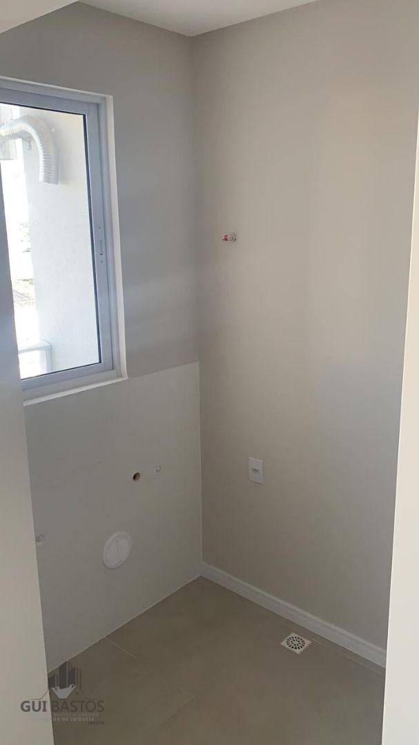 Apartamento à venda com 2 quartos, 70m² - Foto 15