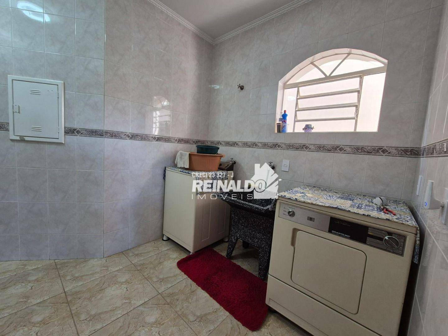 Casa à venda com 3 quartos, 237m² - Foto 28