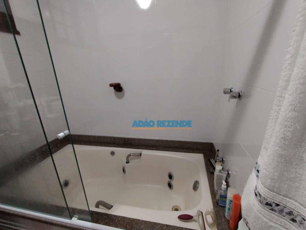 Casa, 3 quartos, 280 m² - Foto 26