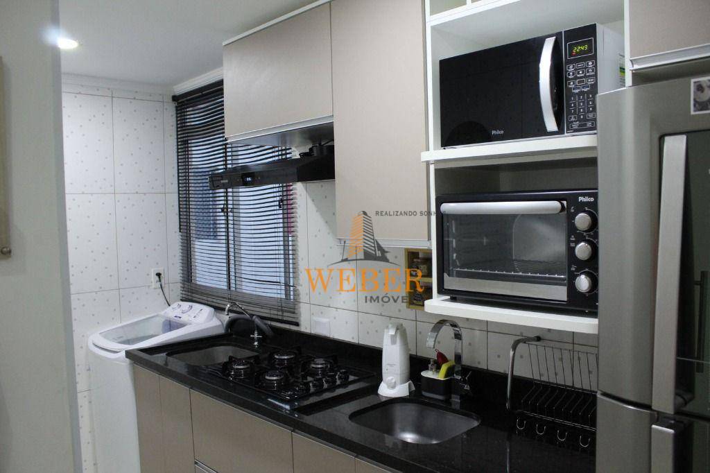 Apartamento à venda com 2 quartos, 45m² - Foto 15