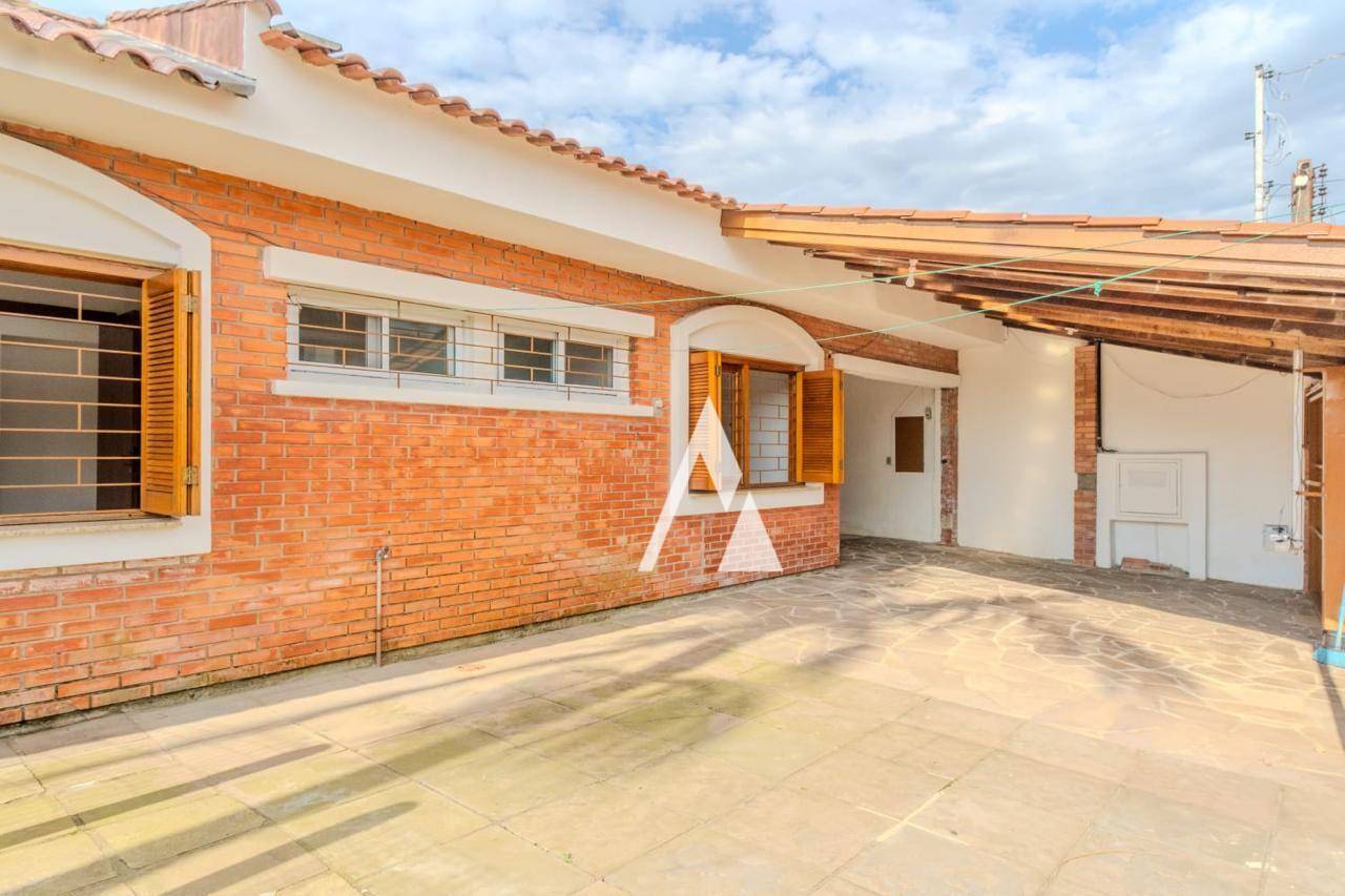 Casa à venda com 3 quartos, 138m² - Foto 7