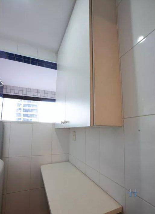 Apartamento à venda e aluguel com 2 quartos, 60m² - Foto 9