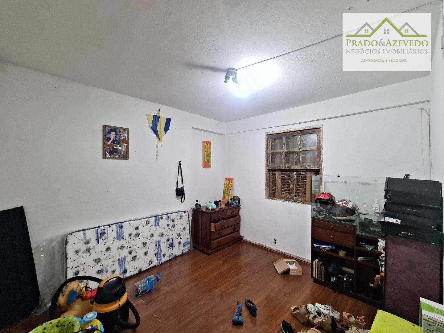 Casa à venda com 6 quartos, 185m² - Foto 5