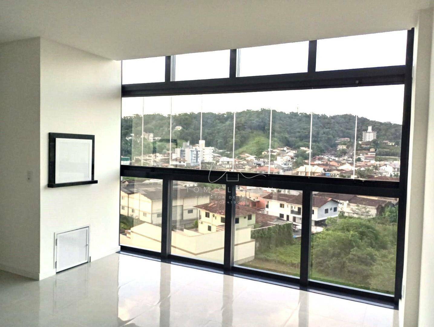 Apartamento à venda com 2 quartos, 85m² - Foto 3