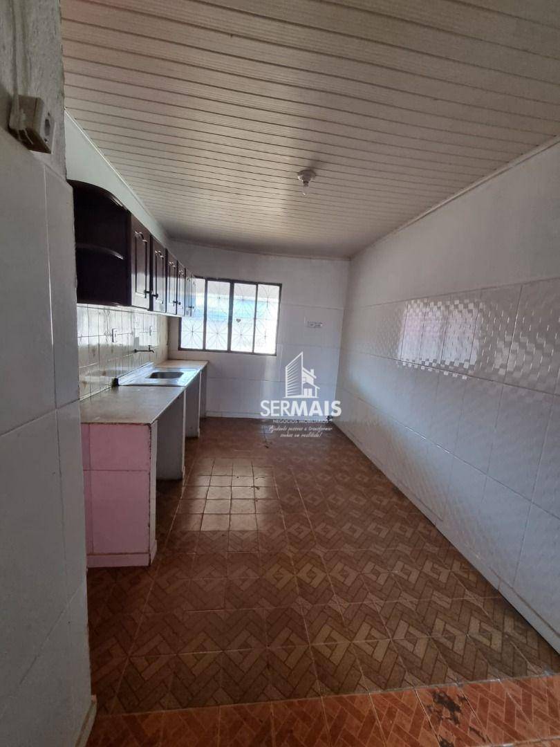 Casa à venda com 4 quartos, 110m² - Foto 25