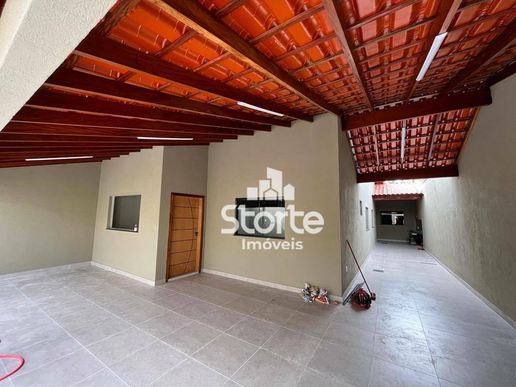 Casa à venda com 4 quartos, 113m² - Foto 9