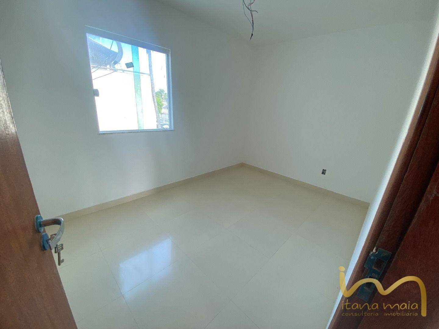 Apartamento à venda com 2 quartos, 75m² - Foto 9