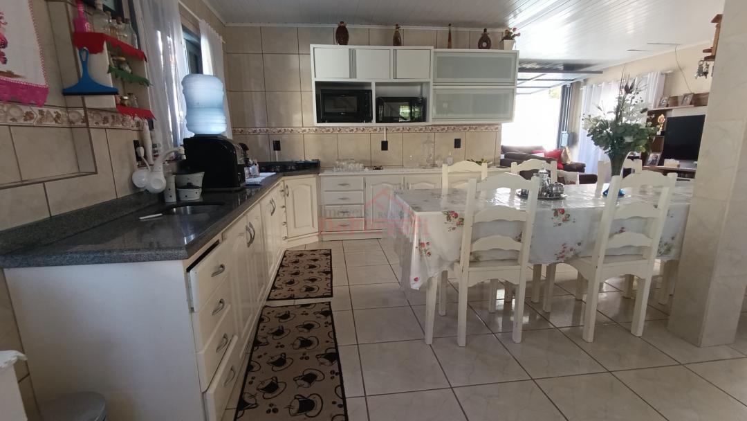 Casa à venda com 3 quartos, 360m² - Foto 7