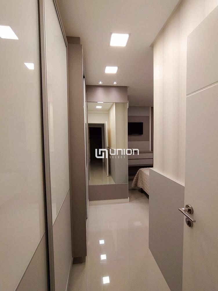 Apartamento à venda com 3 quartos, 134m² - Foto 17