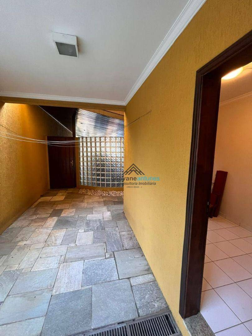 Sobrado à venda com 6 quartos, 630m² - Foto 29