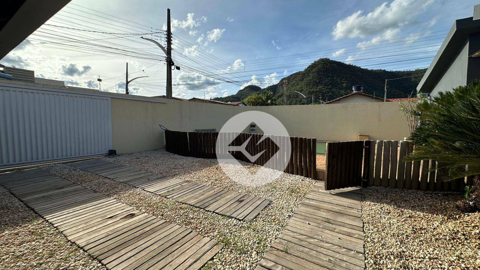 Casa à venda com 3 quartos, 450m² - Foto 10