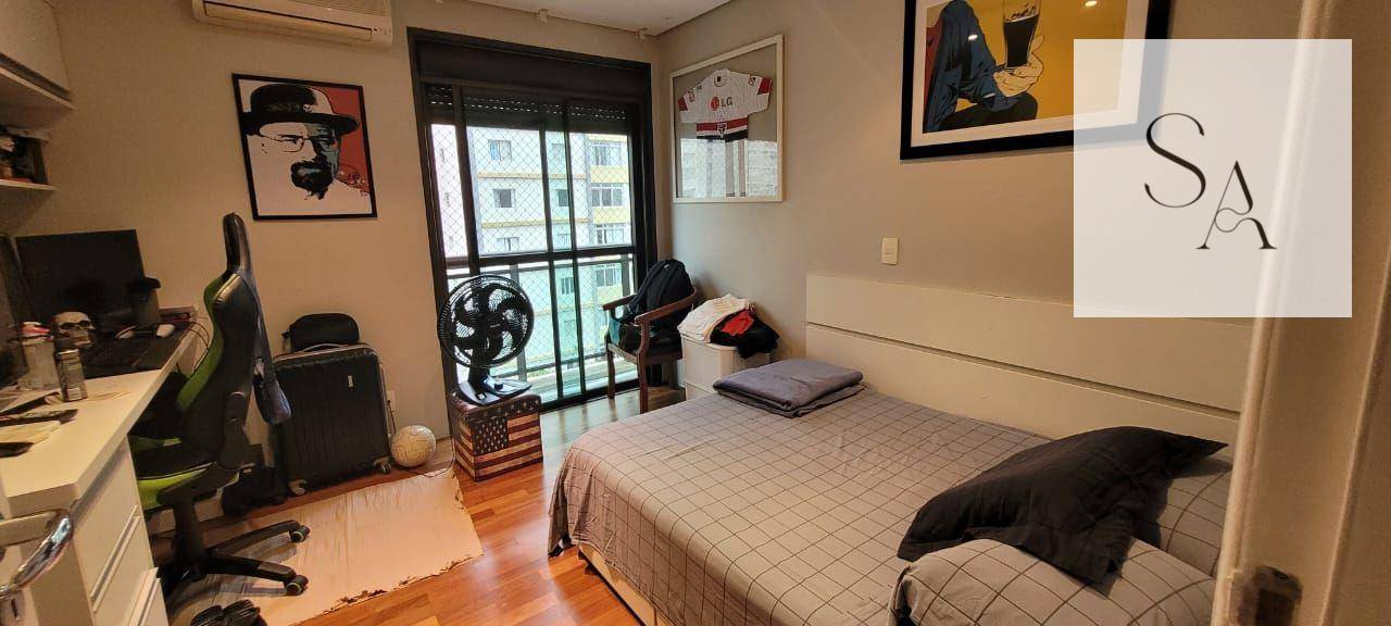 Apartamento à venda com 4 quartos, 228m² - Foto 17