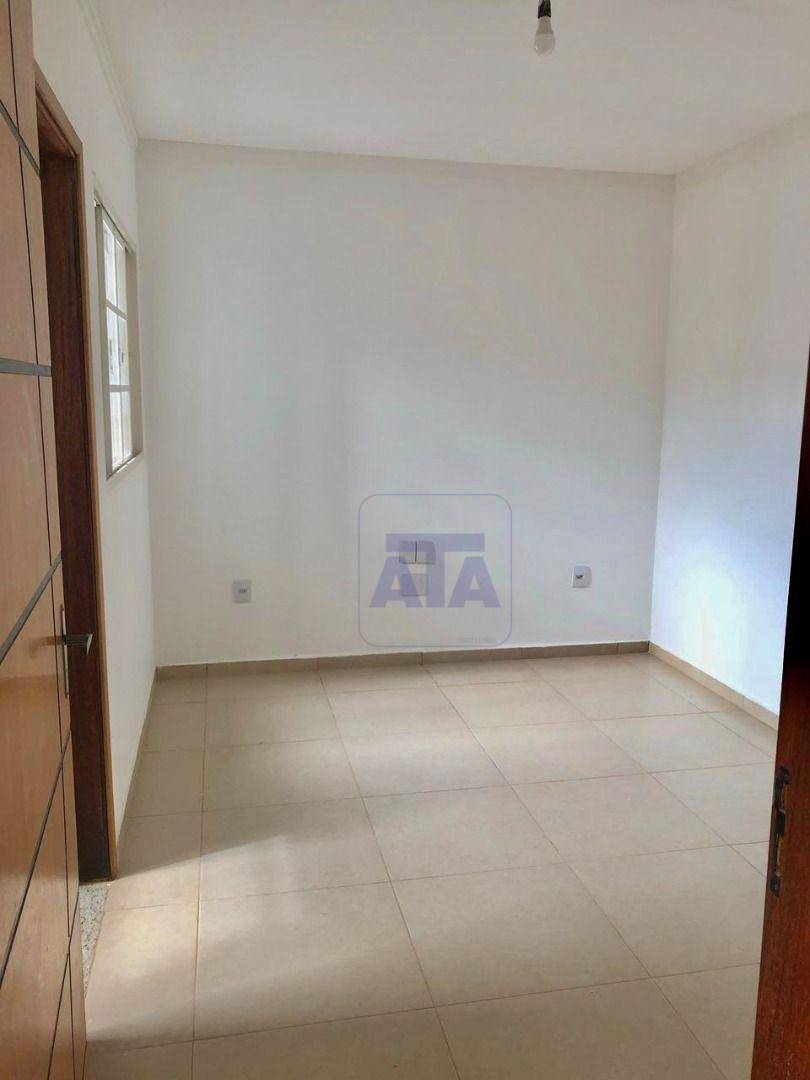 Casa à venda com 4 quartos, 125m² - Foto 7