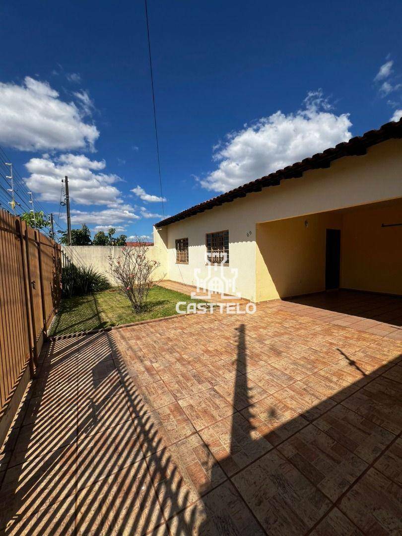 Casa para alugar com 3 quartos, 164m² - Foto 2