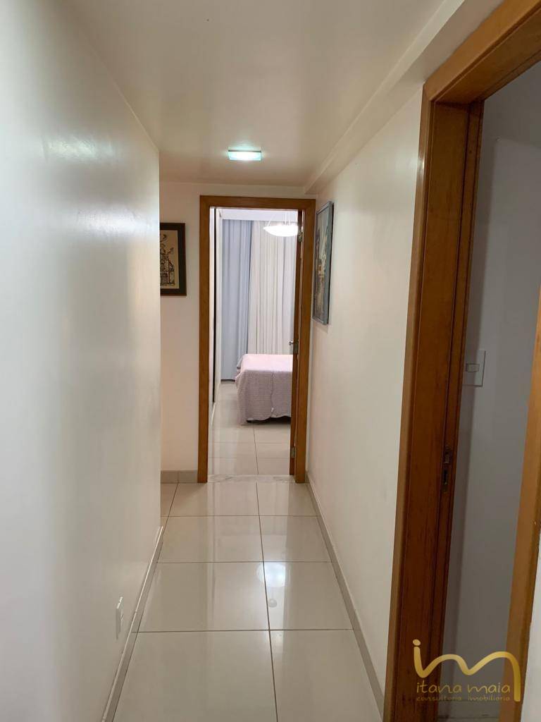 Apartamento à venda com 4 quartos, 186m² - Foto 9