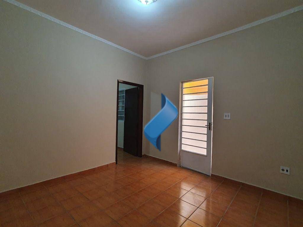 Casa à venda com 2 quartos, 131m² - Foto 8