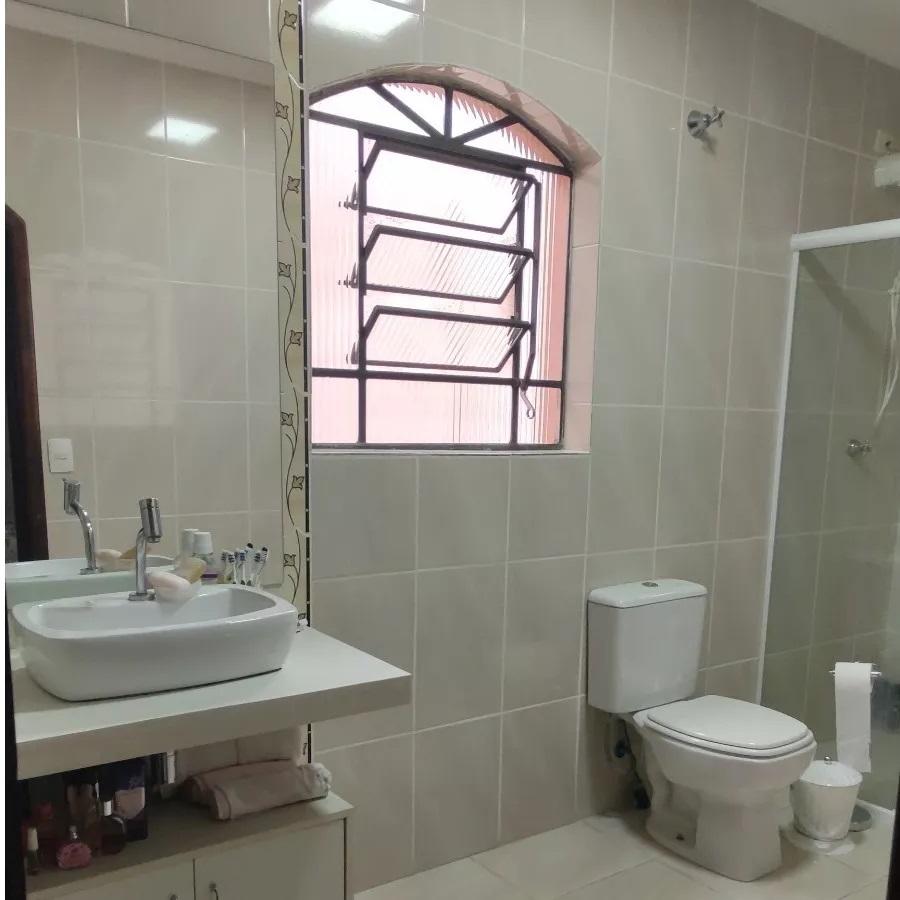 Sobrado à venda com 3 quartos, 241m² - Foto 24