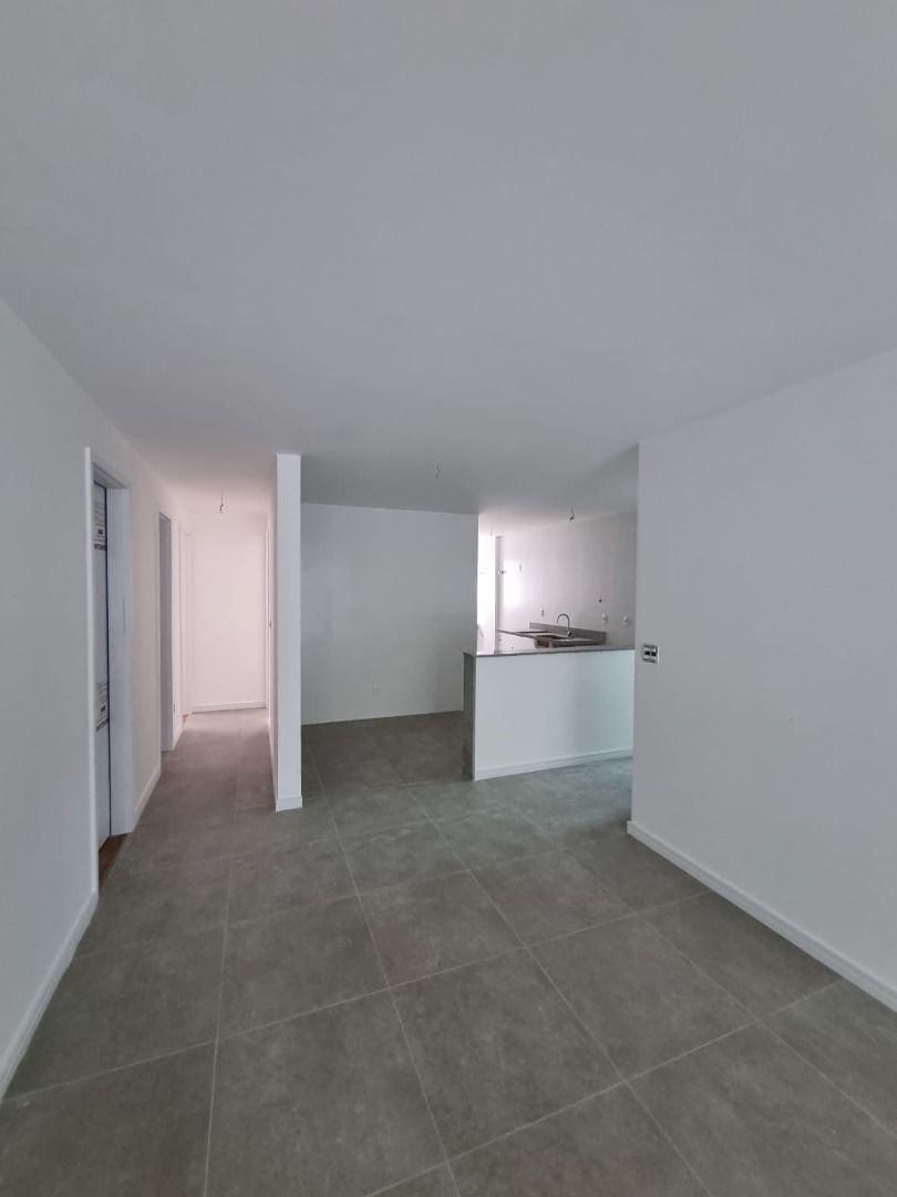 Apartamento à venda com 3 quartos, 100m² - Foto 7