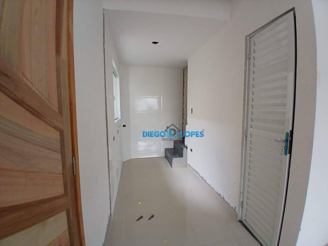 Sobrado à venda com 2 quartos, 60m² - Foto 4