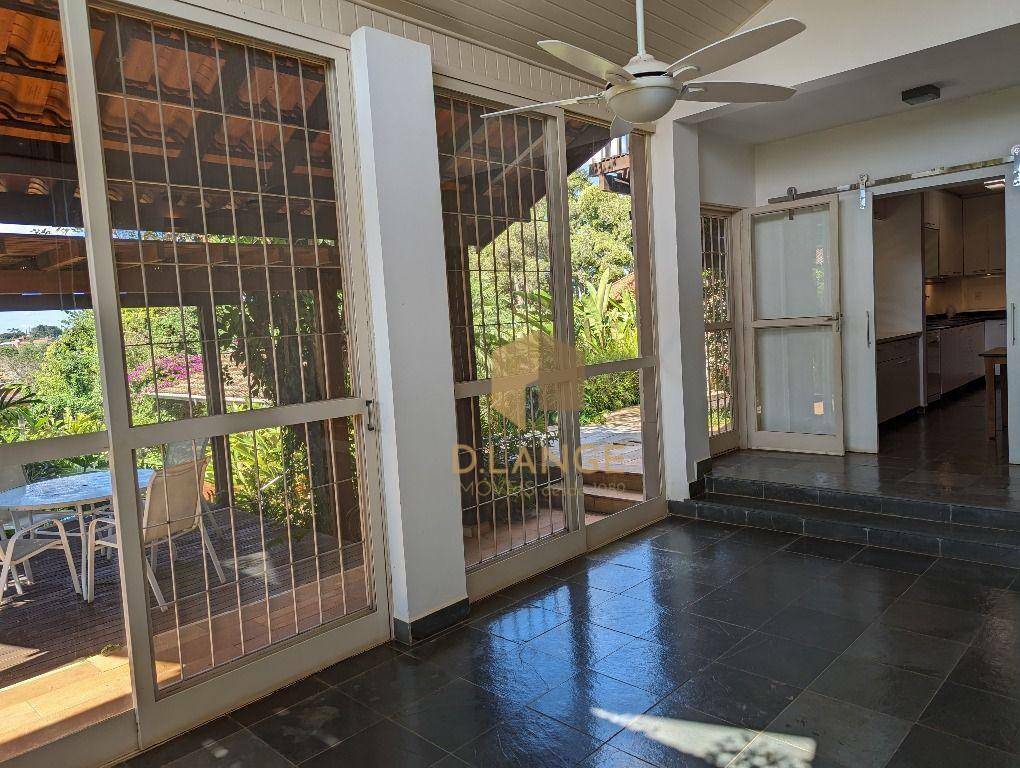 Casa de Condomínio à venda com 4 quartos, 440m² - Foto 2