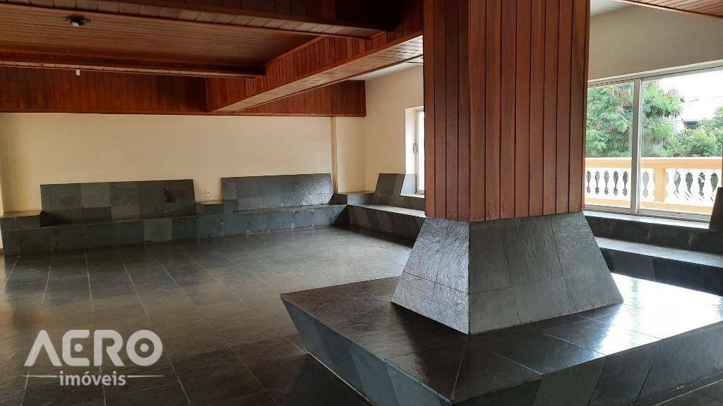 Apartamento à venda com 3 quartos, 97m² - Foto 9