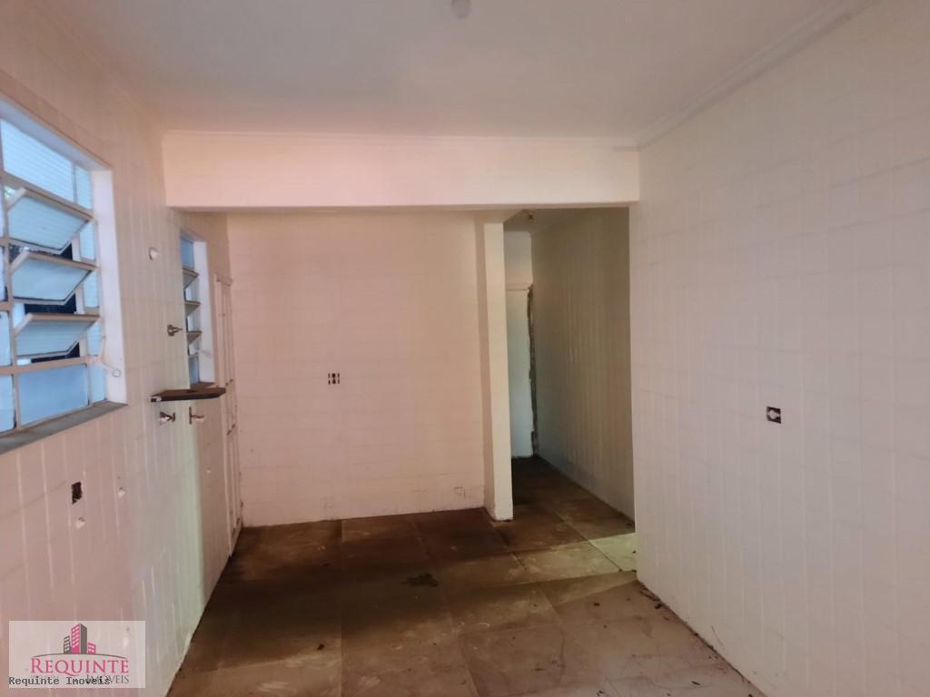 Sobrado à venda com 2 quartos, 387m² - Foto 10