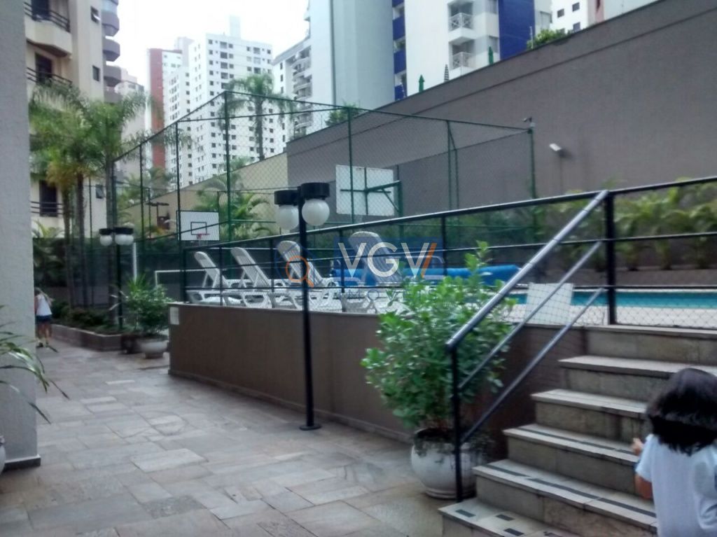 Apartamento à venda com 2 quartos, 65m² - Foto 15