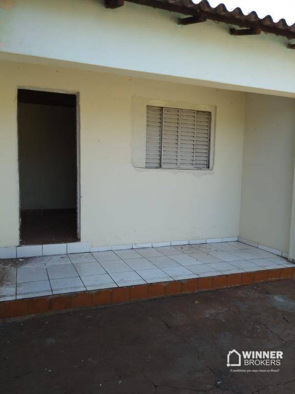 Casa à venda com 2 quartos, 87m² - Foto 2