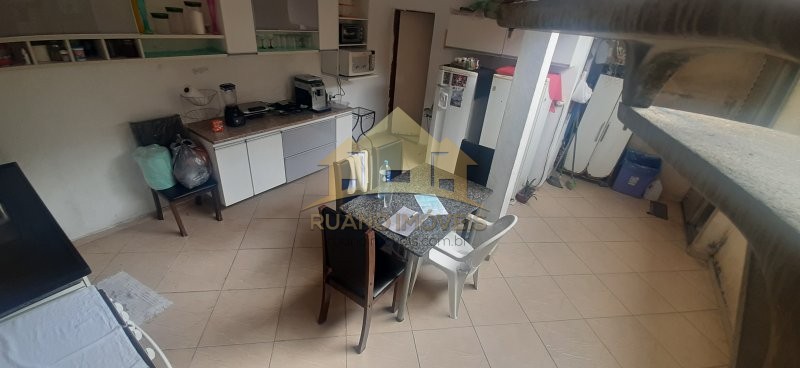 Casa à venda com 2 quartos, 35m² - Foto 12