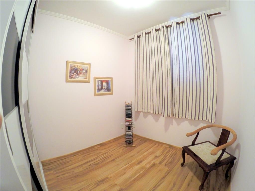 Apartamento à venda com 3 quartos, 80m² - Foto 12