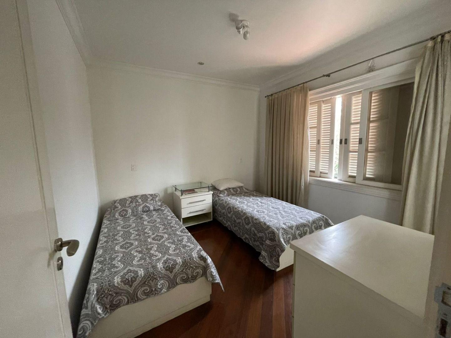 Casa para alugar com 6 quartos, 960m² - Foto 15