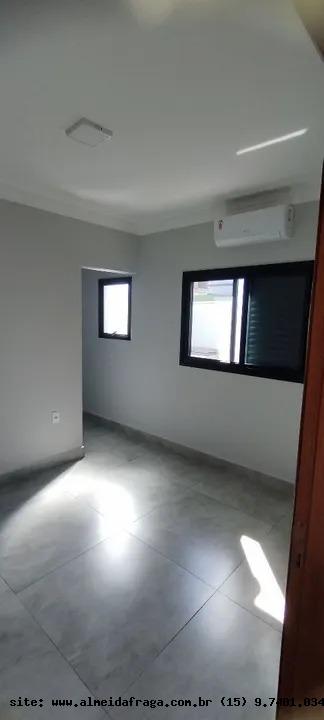 Casa de Condomínio para alugar com 3 quartos, 160m² - Foto 2