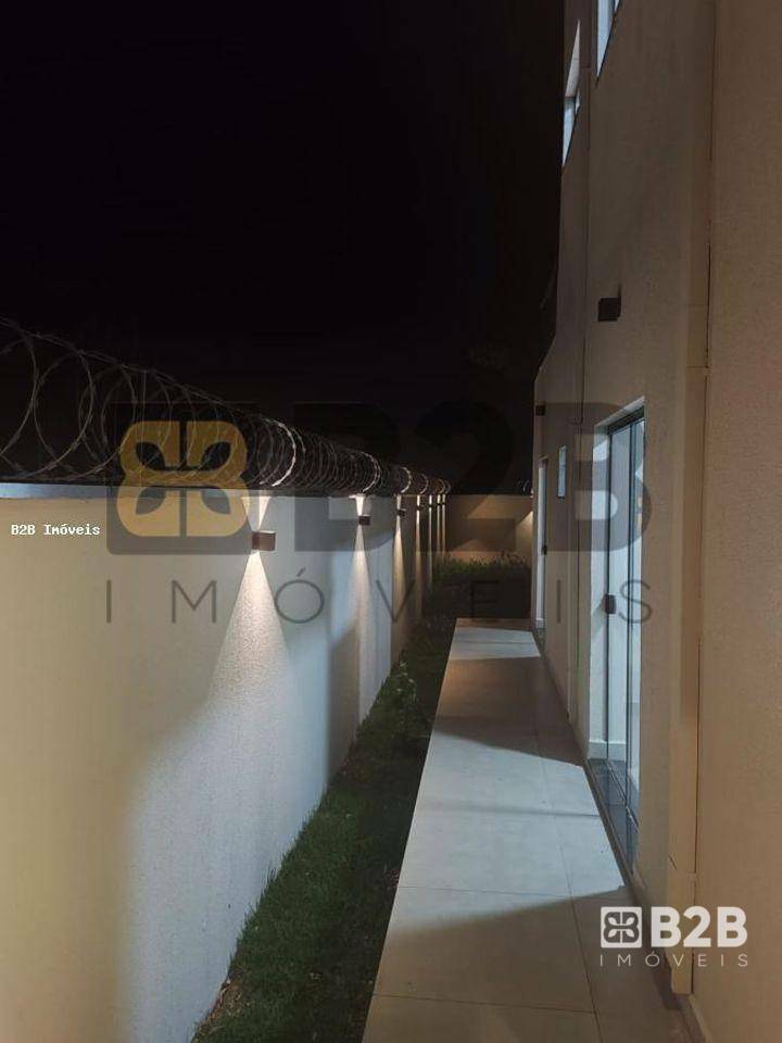 Casa à venda com 3 quartos, 230m² - Foto 13