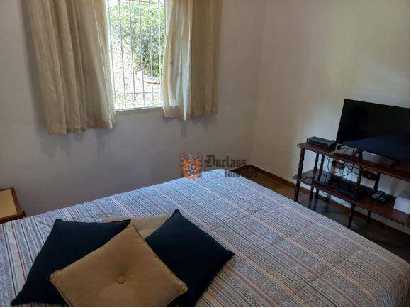 Chácara à venda com 4 quartos, 459m² - Foto 16