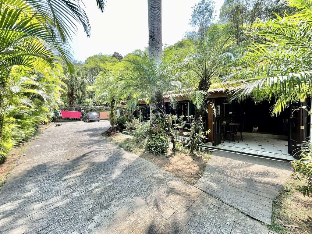 Casa de Condomínio à venda com 6 quartos, 641m² - Foto 4