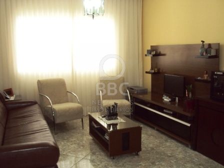 Apartamento à venda com 3 quartos, 96m² - Foto 2