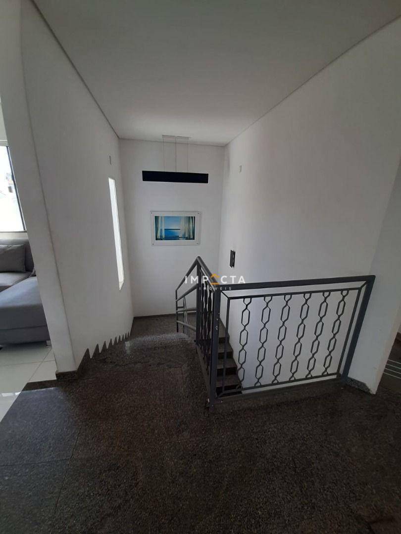 Apartamento à venda com 2 quartos, 140m² - Foto 5