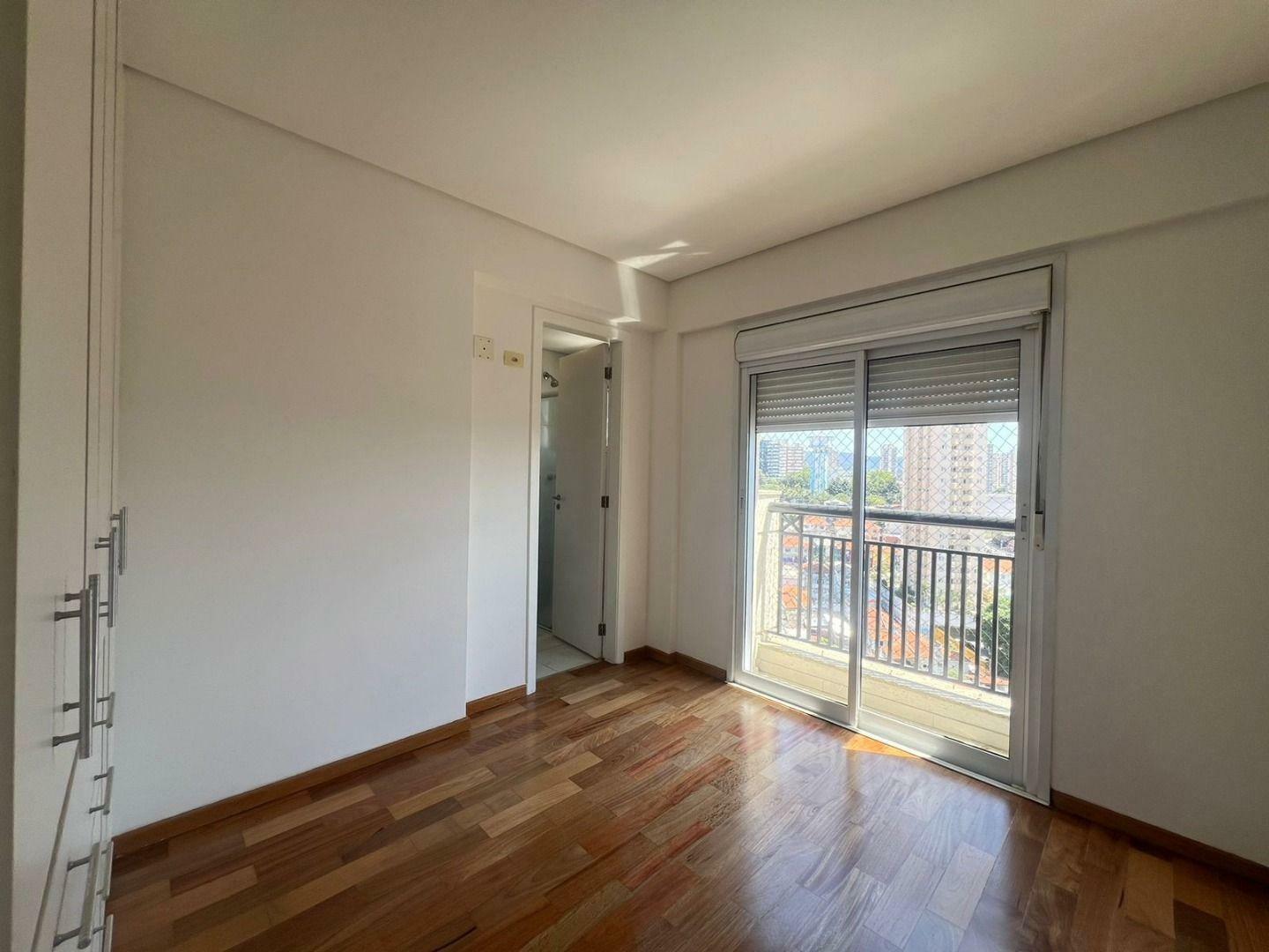 Apartamento para alugar com 4 quartos, 173m² - Foto 12