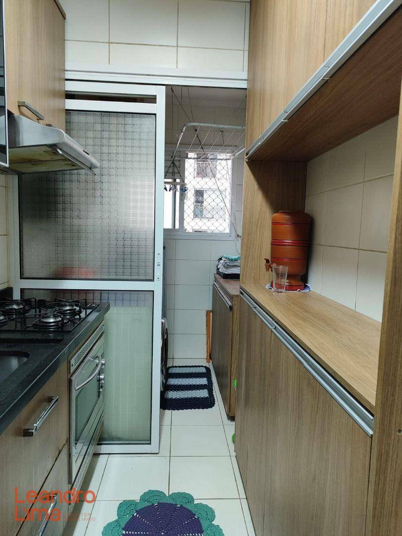 Apartamento à venda com 2 quartos, 61m² - Foto 8