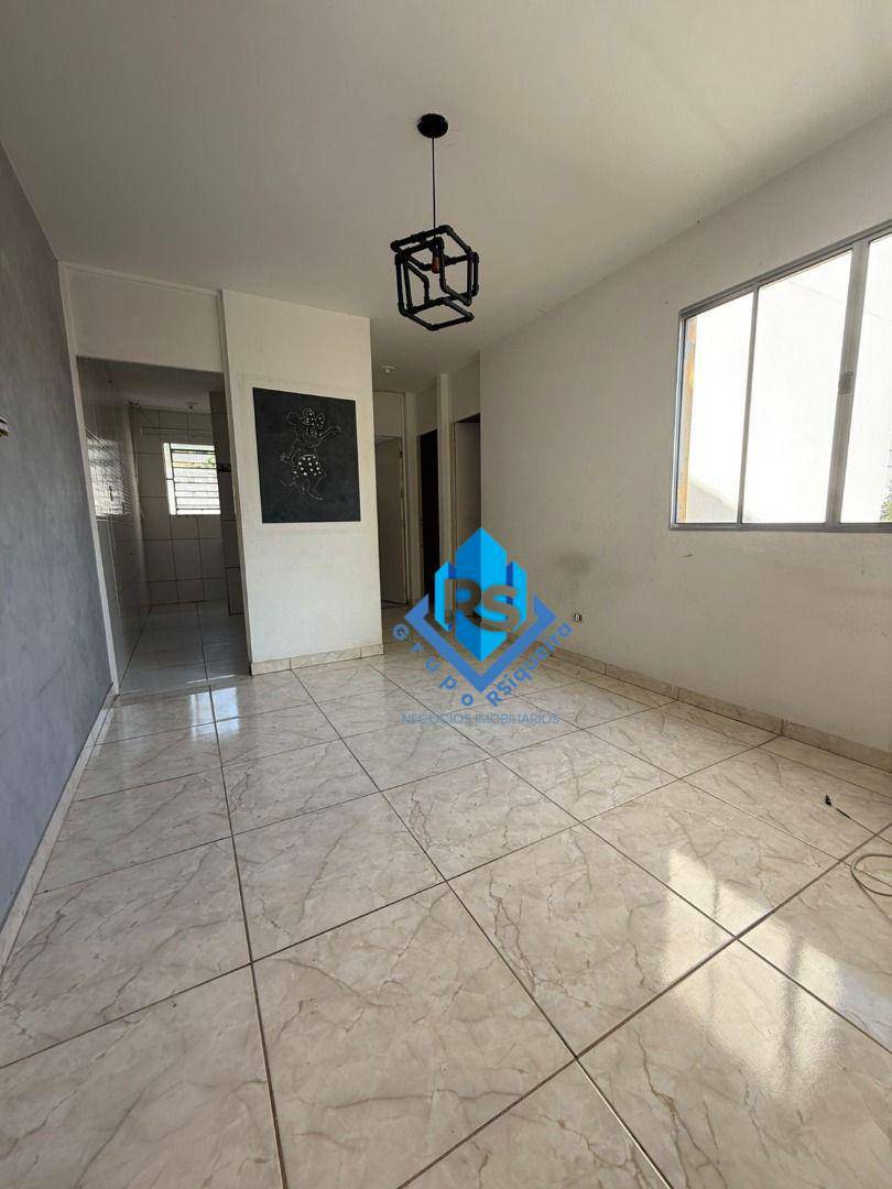 Apartamento à venda com 2 quartos, 43m² - Foto 3