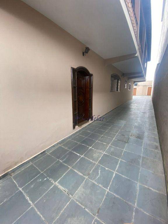 Sobrado à venda com 3 quartos, 200m² - Foto 22