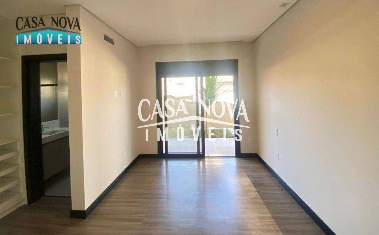 Casa de Condomínio à venda com 4 quartos, 335m² - Foto 16